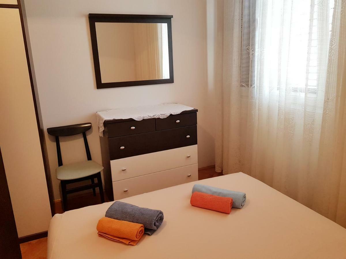 Apartments Skelin Vodice Ngoại thất bức ảnh