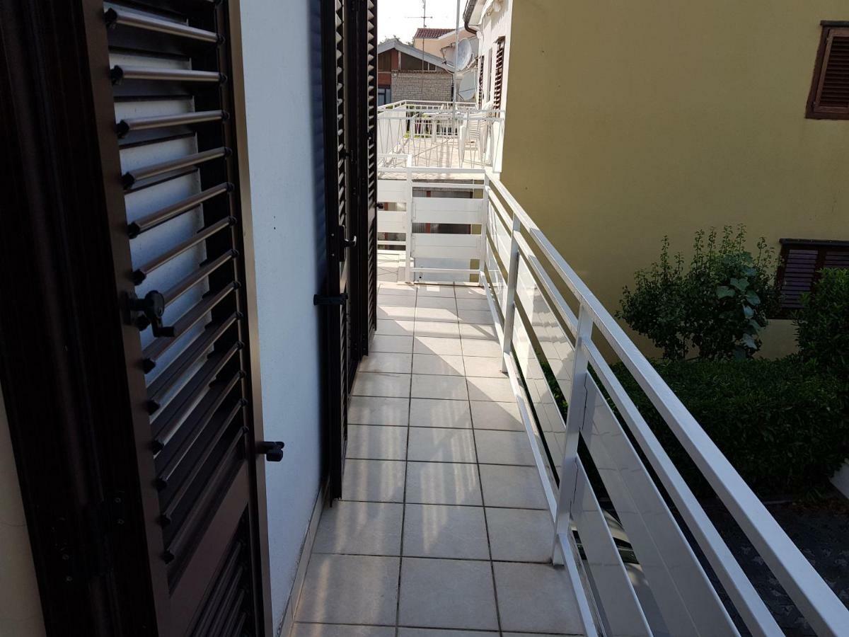 Apartments Skelin Vodice Ngoại thất bức ảnh